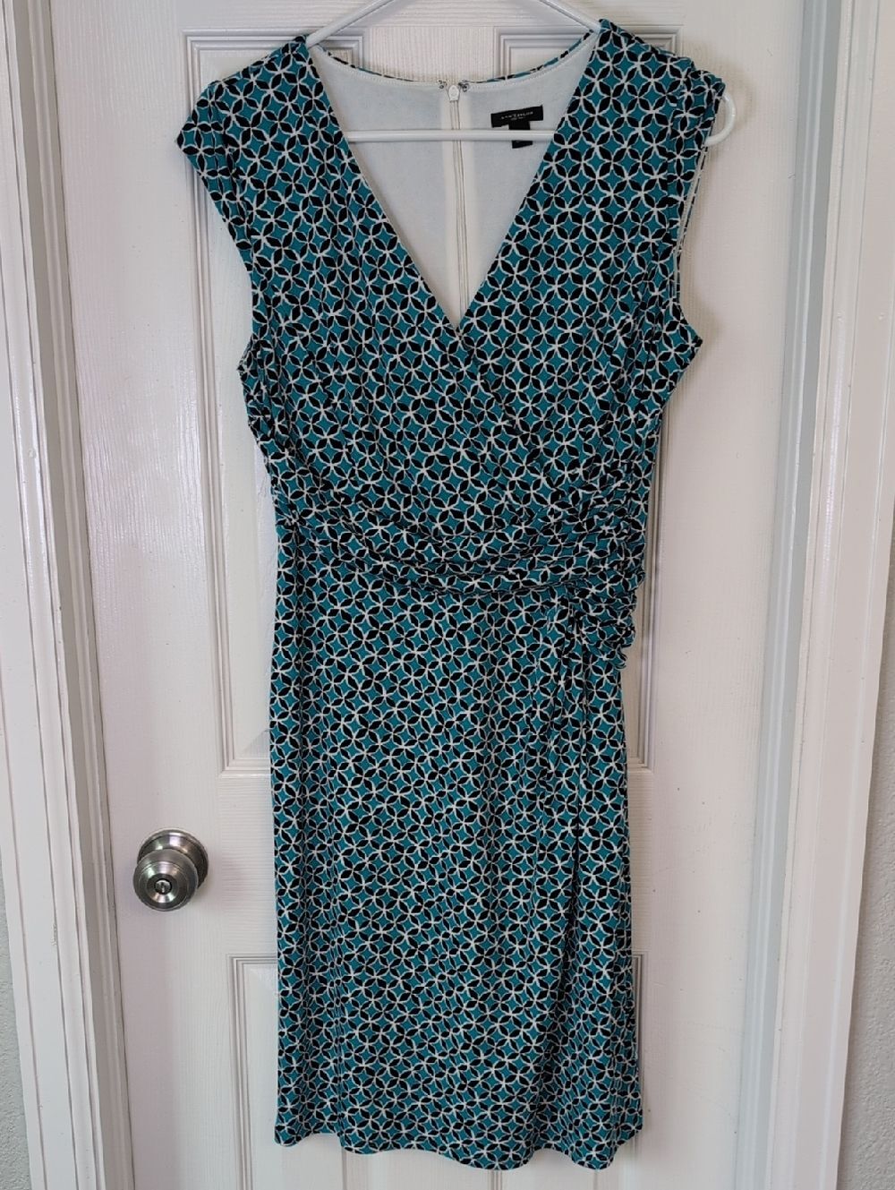 Ann Taylor Teal and White Geometric Sleeveless Midi Dress